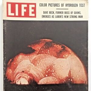 LIFE MAGAZINE April 19 1954 Color Pictures of Hydrogen Bomb Test, Great Car Ads